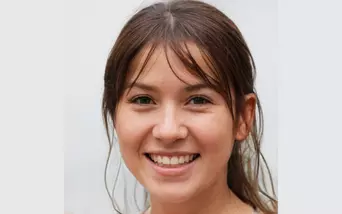 Writer Sara White